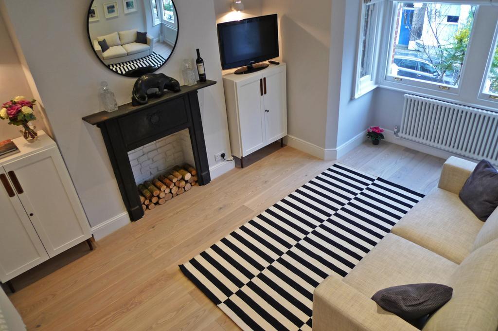 Sparkling Apartment In Kensington Olympia London Luaran gambar